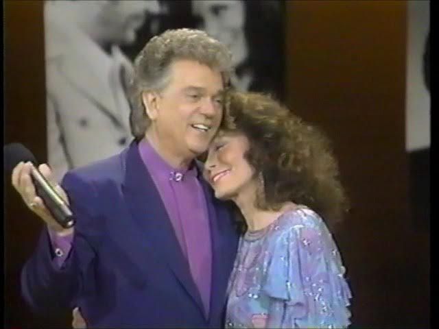You Never Cross My Mind – Conway Twitty and Loretta Lynn