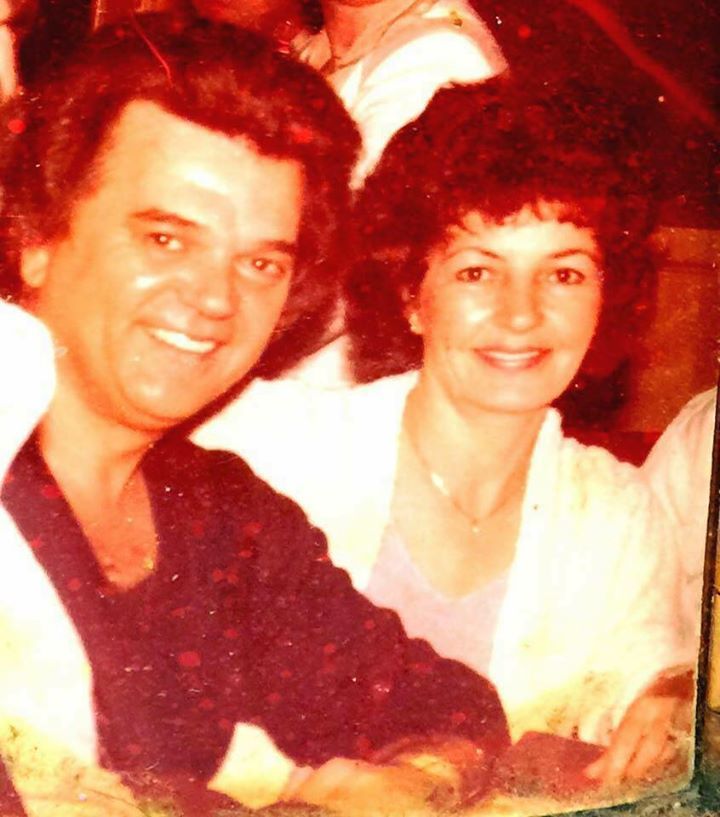 Before his death, Conway Twitty shared that, despite being divorced, the person he loved most remained his ex-wife, “Mickey.”